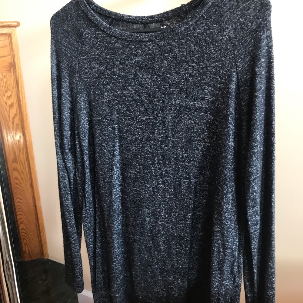 American Eagle Long sleeve